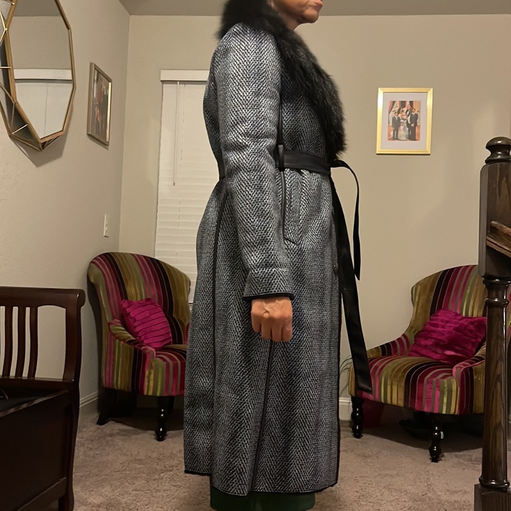 New Multi faux fur / micro suede midi winter coat with  snaps and belt. - Picture 4 of 6